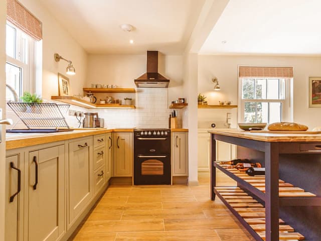Kitchen | Gatehouse North, Worstead