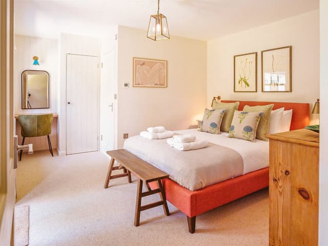 Double bedroom | Gatehouse North, Worstead