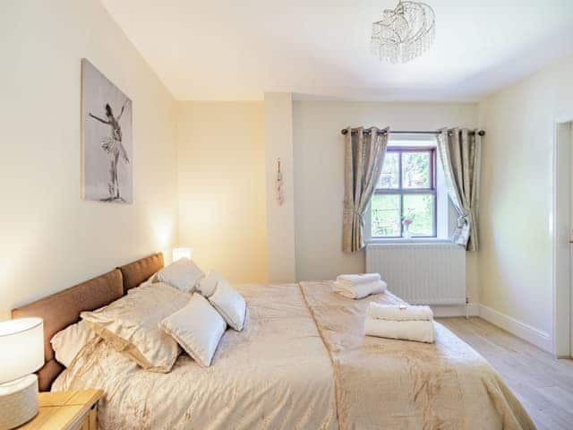 Double bedroom | Squirrel Cottage - Stanhope Cottages, Stanhope