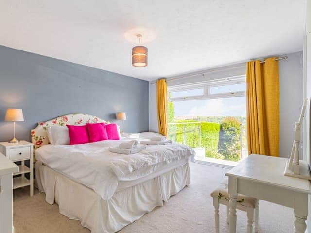 Double bedroom | Summers View, St Mawes