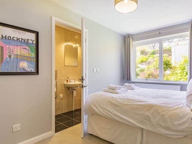 Double bedroom | Summers View, St Mawes