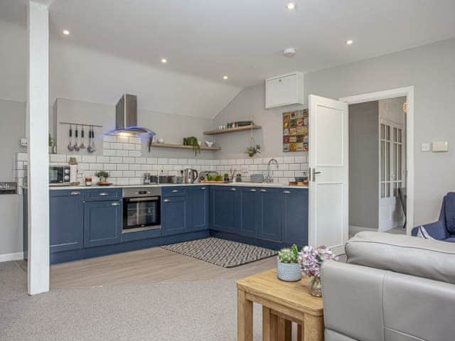 Kitchen area | Old Seaway Mews, Newton Abbot