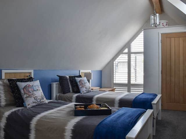 Twin bedroom | The Boat House at Tides Reach, Mersea Island, near Colchester