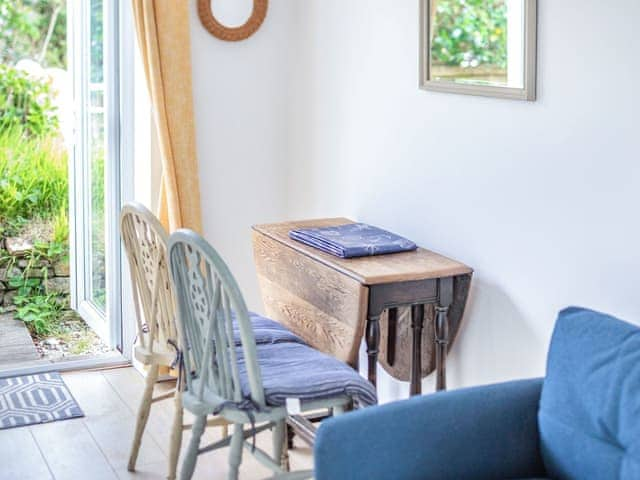 Dining Area | Cosy Hideaway - Atlantic Way, Porthtowan