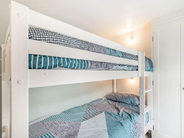 Bunk bedroom | Comfy Kozy Cottage, Louth