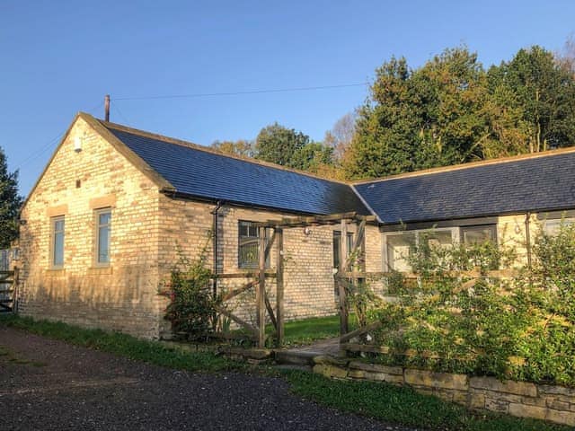 Exterior | Stable House - Lockhaugh Farm Cottages & Carriages, Rowlands Gill