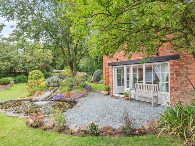 Garden | Owl Cottage, Heckington