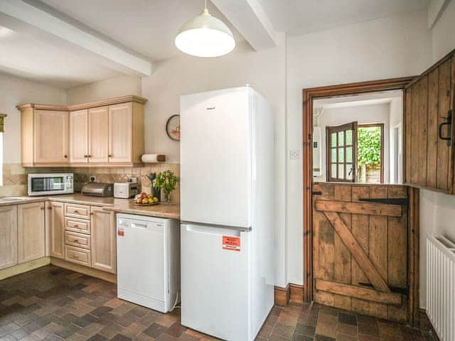 Kitchen | Home Farm House, Dorrington, near Church Stretton