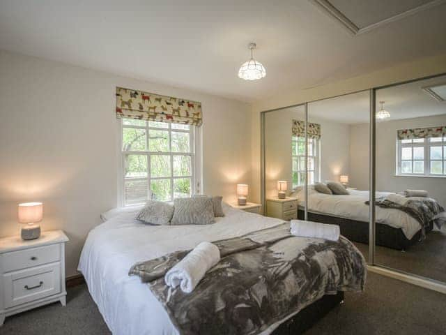 Double bedroom | Home Farm House, Dorrington, near Church Stretton