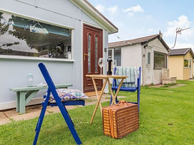 Sitting-out-area | Bluebird Chalet - The Links Chalet Park, Mundesley, near North Walsham