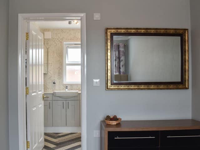 En-suite | The Fairway, Westgate-on-Sea