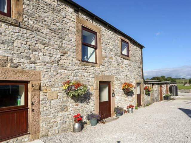 Exterior | Dawn Cottage, Cold Eaton, Alsop-en-le-Dale