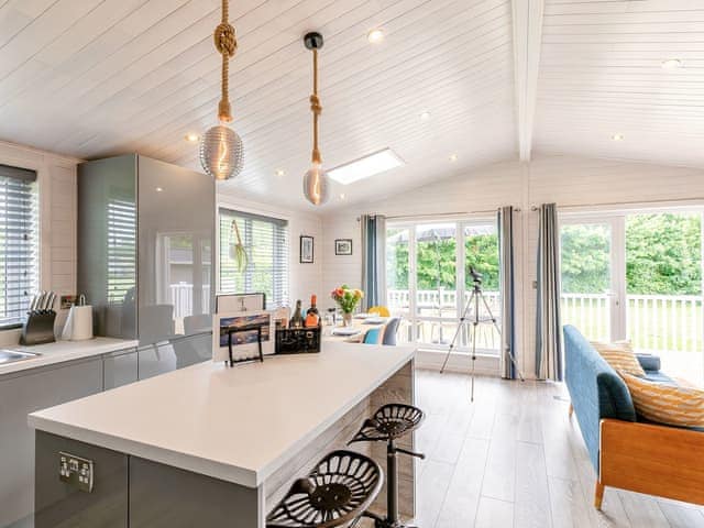 Kitchen area | Erica Lodge, Willington