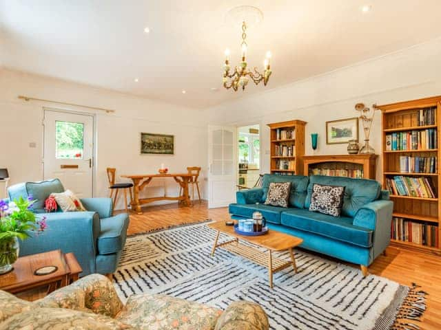 Living room/dining room | Quarry Lodge, Maidstone