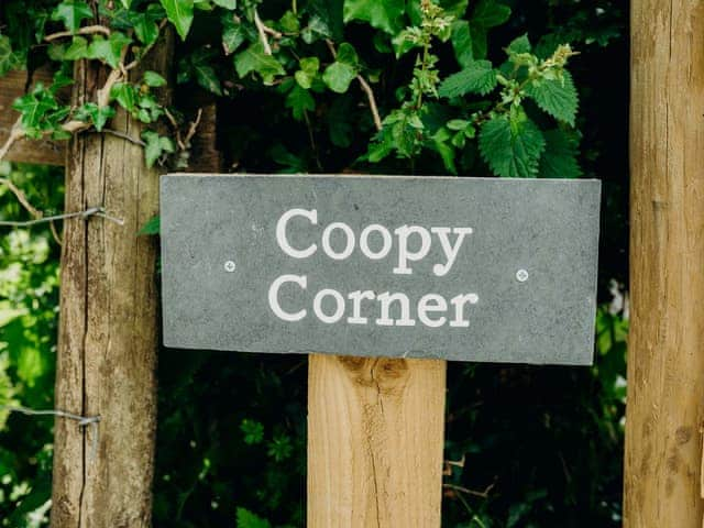 Garden and grounds | Coopy Corner - Kernow Retreats, Milton Abbot, near Tavistock