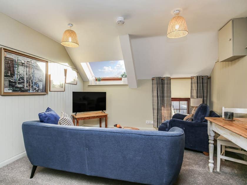 Open plan living space | The Hayloft - Town Farm Cottages, Beadnell