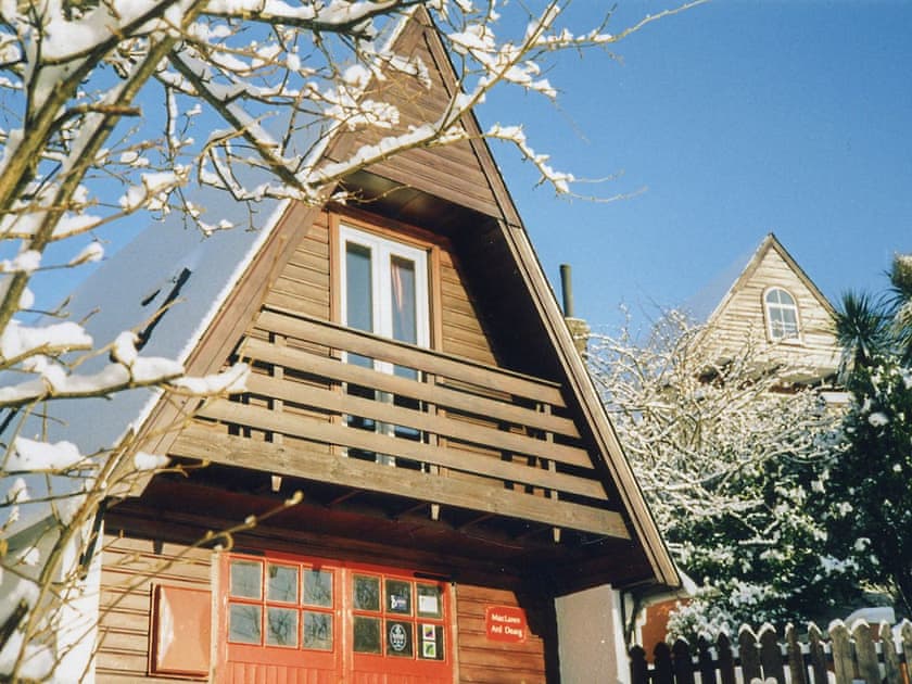 Exterior | The Chalet - Ard Dearg Self Catering, Portree