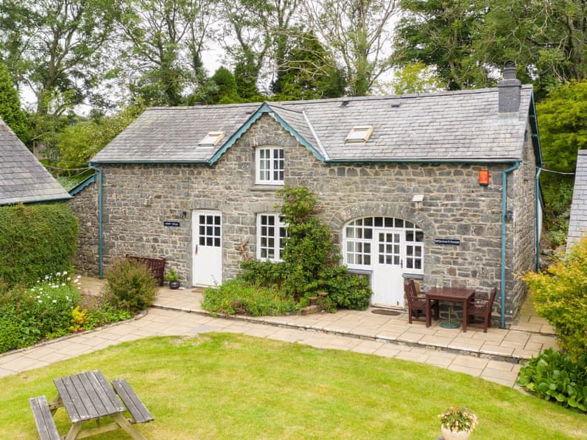 Stable Cottage | , New Quay