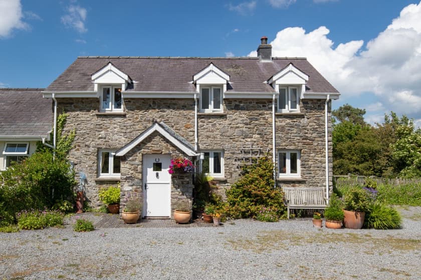 Stable Cottage | New Quay Holiday Cottages, Llwyndafydd