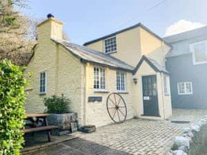 Exterior | Liam Cottage - Rosecraddoc Manor, Liskeard