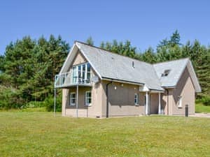 Exterior | Queen&rsquo;s View Lodge, Banchory