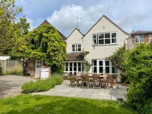 Exterior | White Horse Cottage, West Meon, near Petersfield