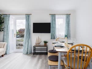 Dining Area | Spinnaker House, Poole
