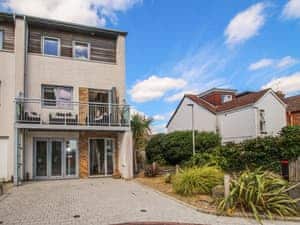 Exterior | Shore Thing, Poole