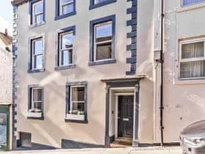 Exterior | Clovelly House, Berwick Upon Tweed