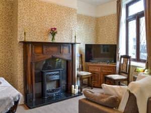 Living room | Molly&rsquo;s Place, Filey