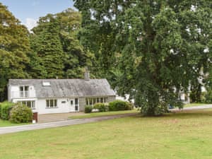 Exterior | Ty&rsquo;r Glyn, Llanbedrog