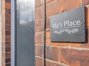 Exterior | Ida&rsquo;s Place - St Andrews Cottages, Lincoln
