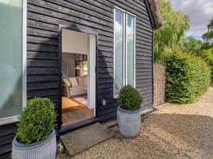 Exterior | Deepwell Hayloft, Buxhall