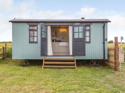 Exterior | Daisy’s Rest - Quarry Hill Farm, Shipton-Under-Wychwood