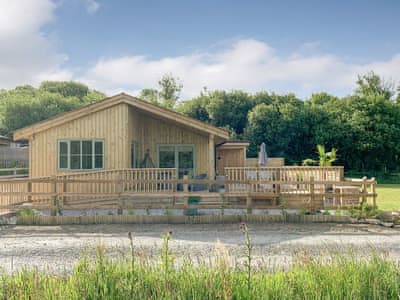 Exterior | Meadowside Lodges- Hobby Lodge - Meadowside Lodges, St Columb, near Padstow