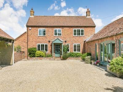 Front of House and Courtyard | The Hemmels, Brinkhill