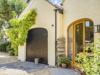 Exterior | The Old Workshop, Bidford On Avon