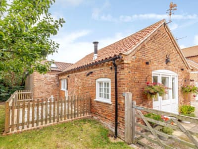 Exterior | The Croft - Retford Retreats, Laneham, near Lincoln