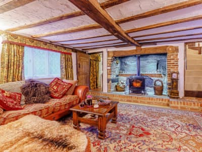 Living room | Thatched Cottage, Steven&rsquo;s Crouch, near Battle