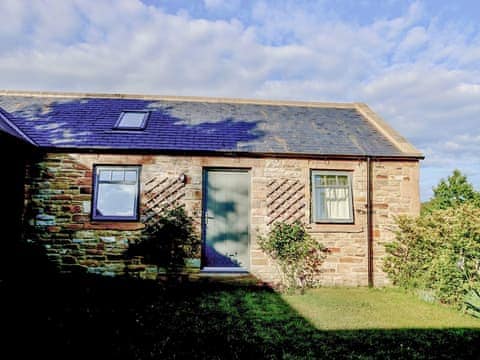 Exterior | Gardeners Cottage - Lockhaugh Farm Cottages & Carriages, Rowlands Gill