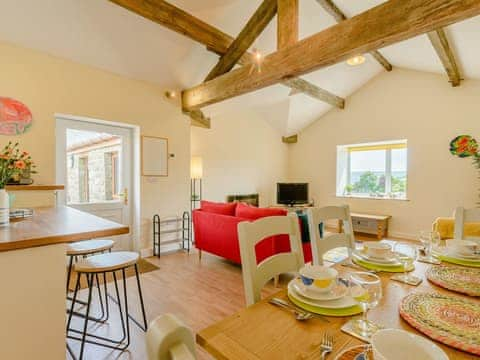 Open plan living space | Courtyard Cottage - Middle Bank Top Farm Cottages, Lumb