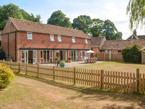 Setting | Fiddledrill Barn, Benniworth