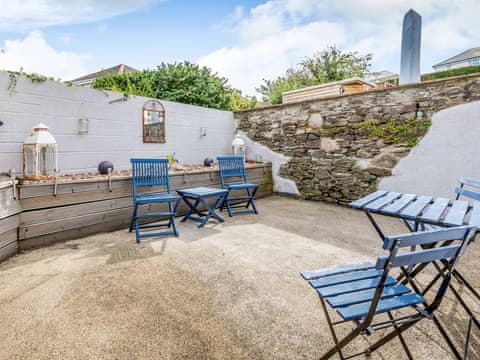 Outdoor area | Puffins Cottage, Ilfracombe
