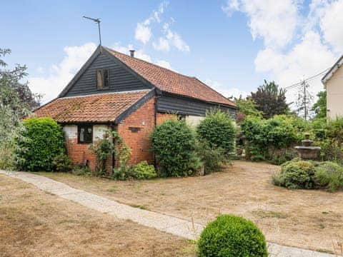 Exterior | John Fanner Barn - Yaxley Manor Cottages, Yaxley near Eye