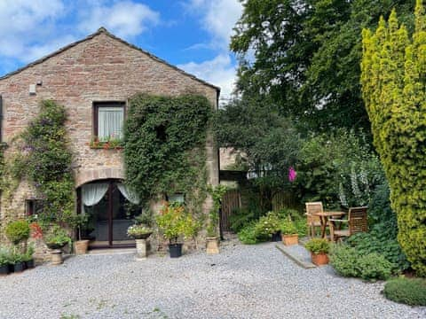 Front of the cottage | Clematis Cottage, Church Brough, nr Kirkby Stephen