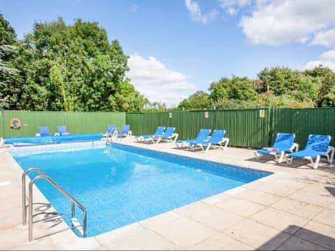 Swimming pool | Discovery - Horselake Farm Cottages, Cheriton Bishop