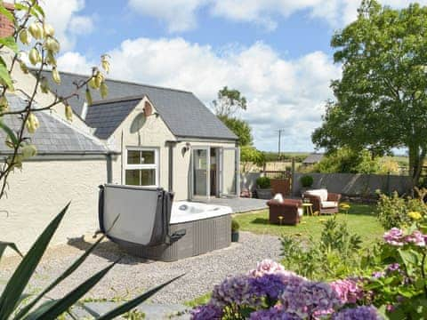 Exterior | Hafan Fach Cottage, Stackpole