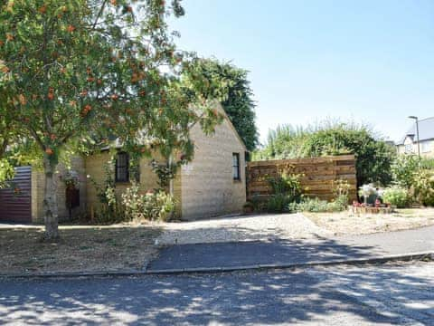 Exterior | Leofric Lodge, Bampton