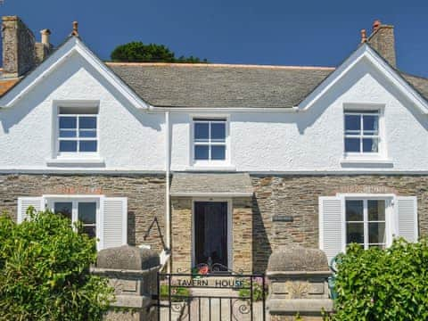 Tavern House Front | Tavern House, St Mawes