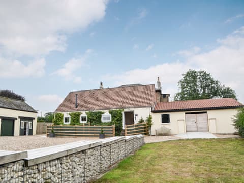 Exterior | The Hen House - East Yorkshire Cottages, Bridlington